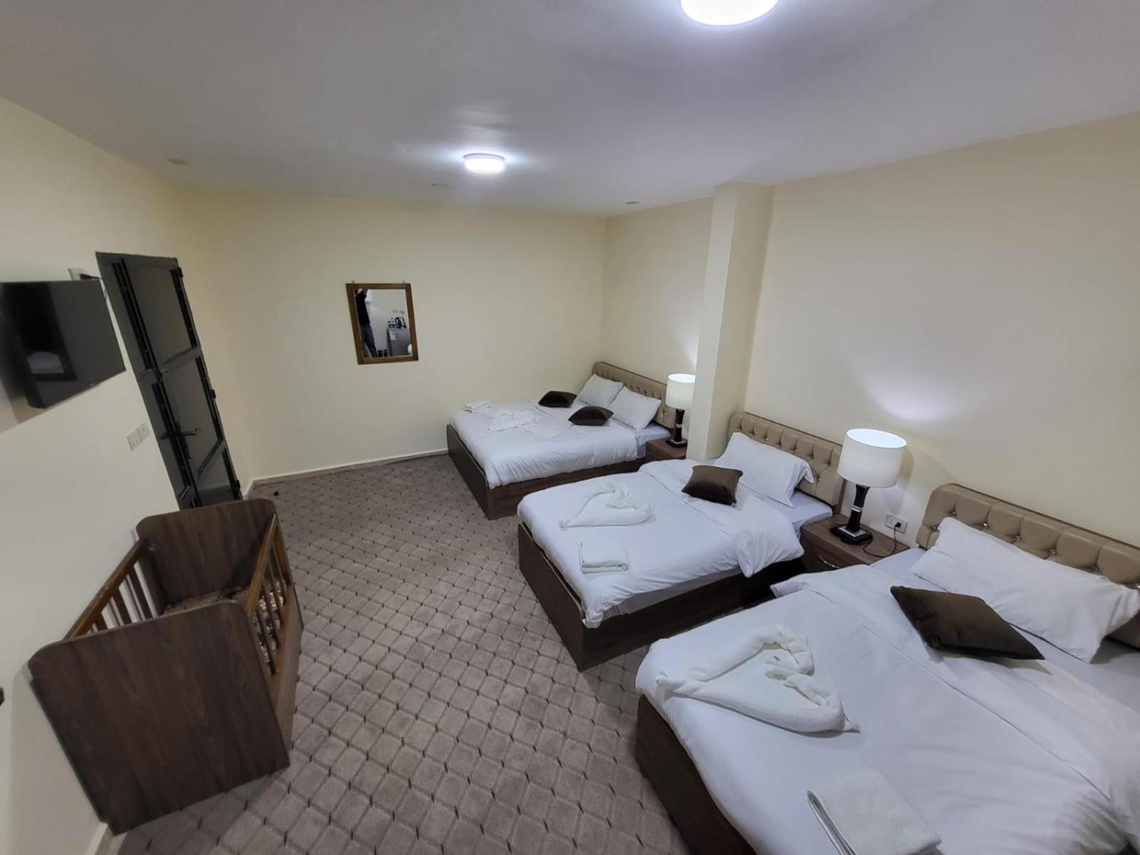Petra Hills House Pansiyon Wadi Musa Dış mekan fotoğraf